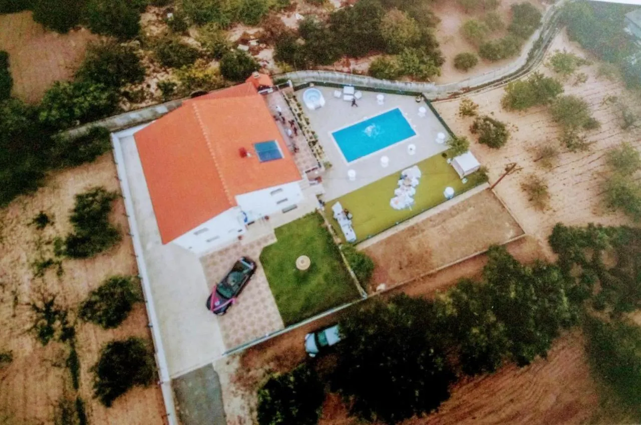 Holiday Home Mirador Kastel Stari 0*,  Croatia